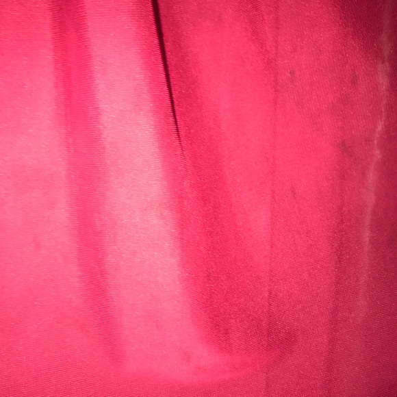 BEAUTIFUL MAROON PROM DRESS - Picture 6 of 8